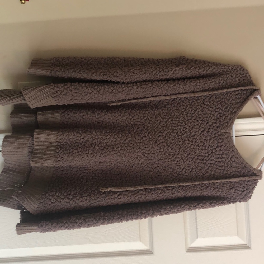 Boutique popcorn sweater